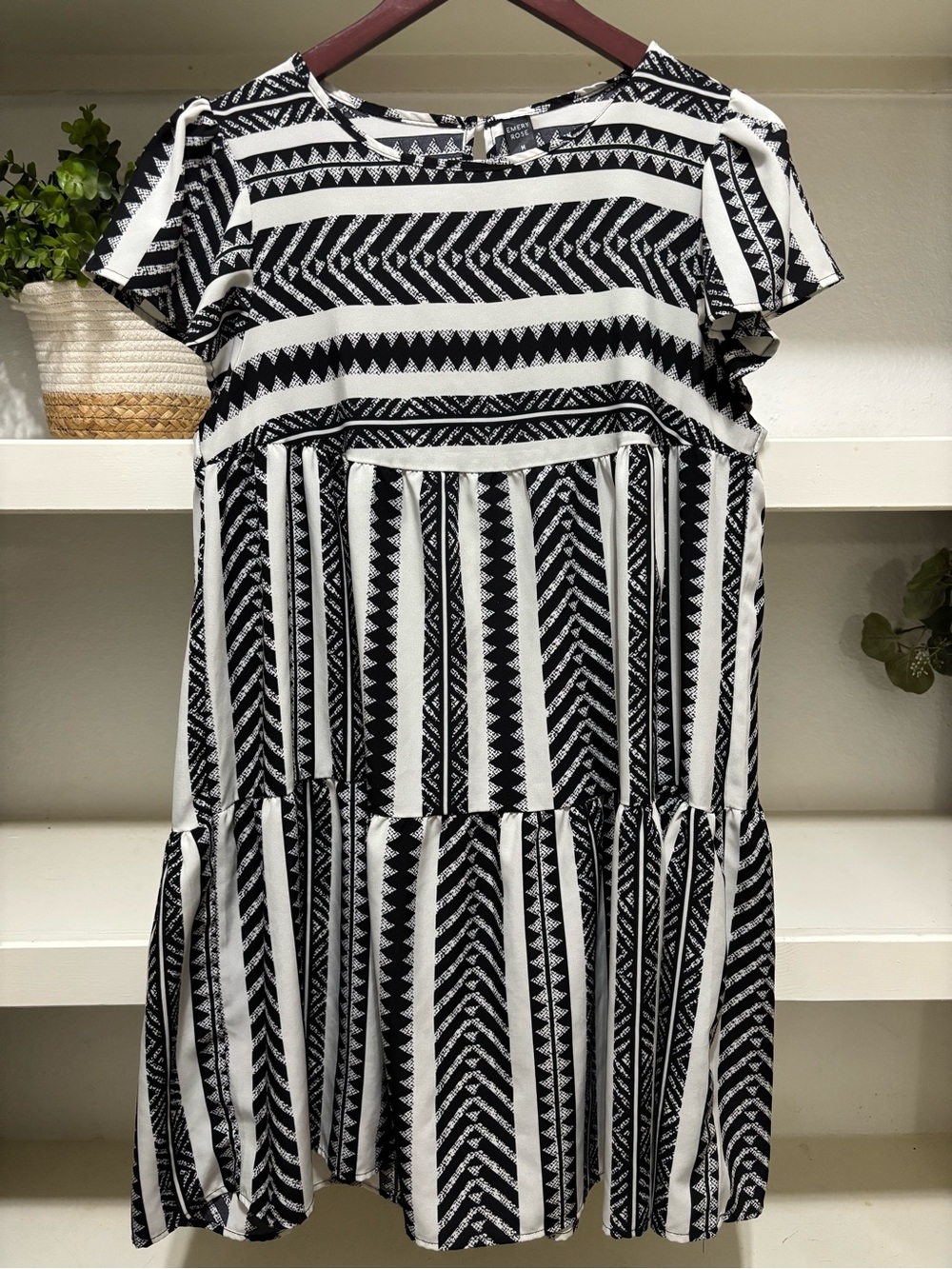 Black & White Patterned Short Sleeve Tiered Dress